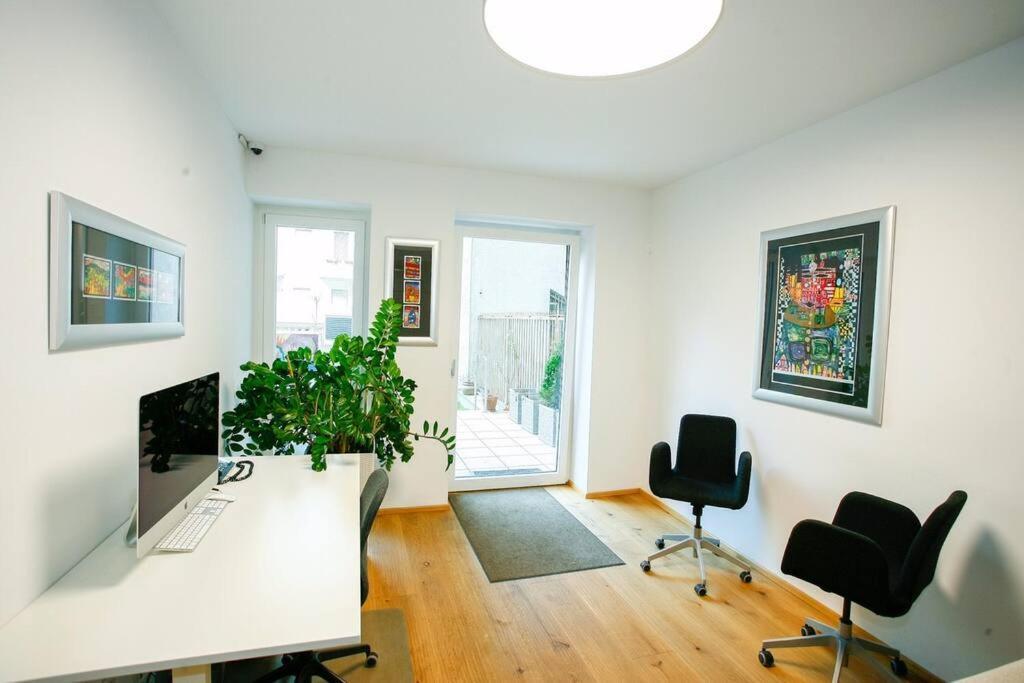 Top Central Apartment On Karlsplatz Vienna Exterior photo